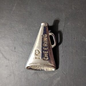 VINTAGE Silver Tone I Heart Love Cheering Megaphone Cheer Cheerleader Brooch Pin